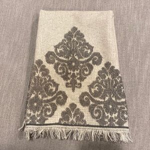 4 pottery barn gray lacquard hand towels.